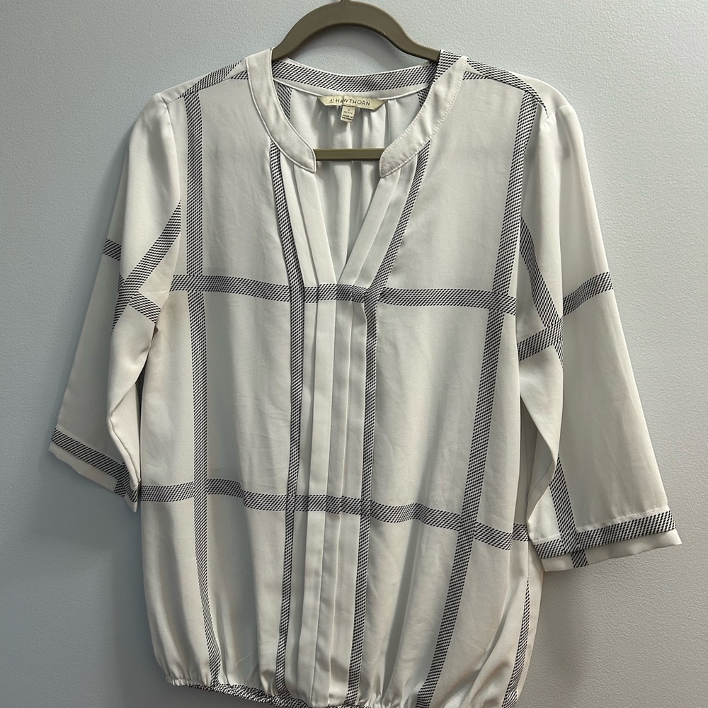 41 Hawthorn White and Black Grid Blouse